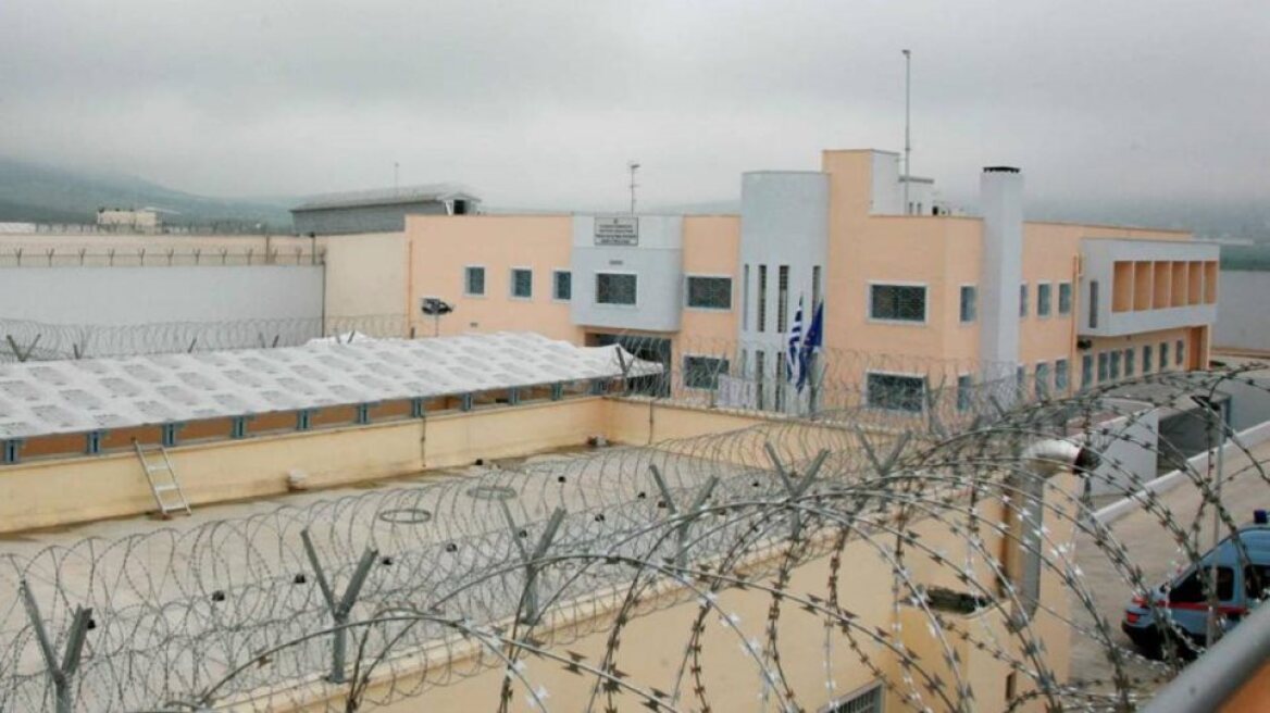 Στο νοσοκομείο Λαμίας κρατούμενος των φυλακών Δομοκού με φυματίωση  