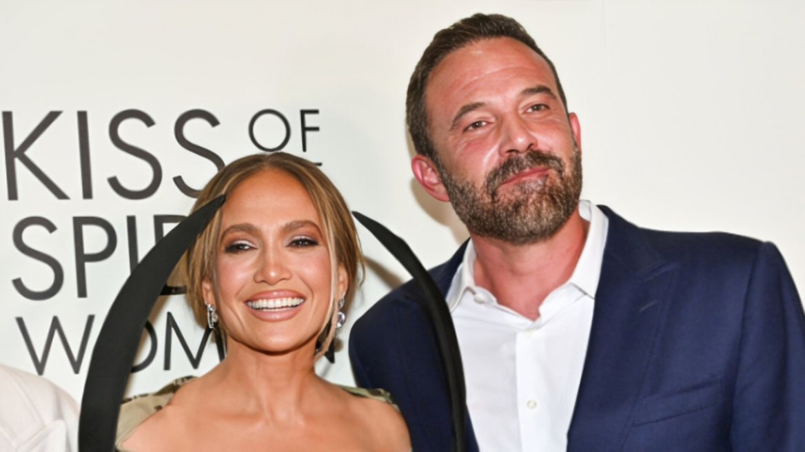 Τζένιφερ Λόπεζ και Μπεν Άφλεκ φωτογραφήθηκαν μαζί στο κόκκινο χαλί μετά το διαζύγιό τους