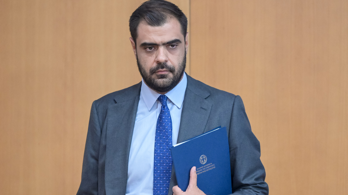 Μαρινάκης: Ο Άγνωστος Στρατιώτης θα είναι μόνο για την τιμή των νεκρών και τίποτε άλλο - Δεν θα πάμε να σβήσουμε τα ονόματα των νεκρών από τα Τέμπη
