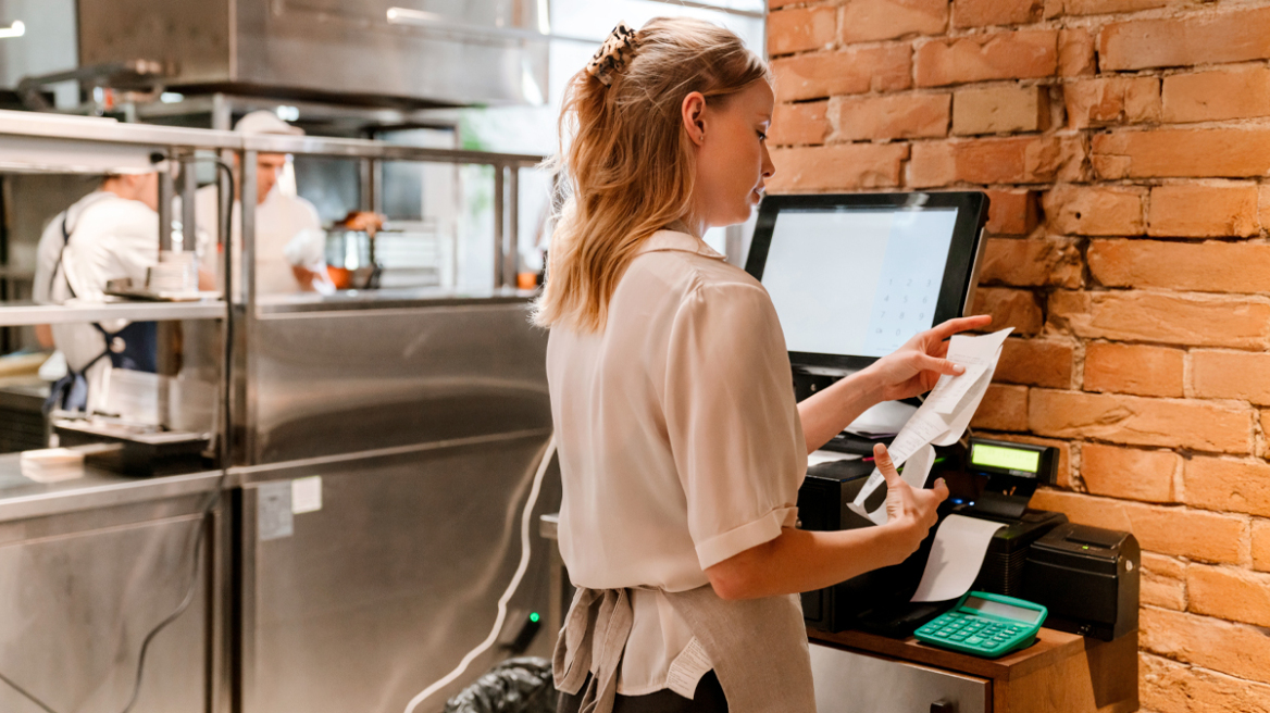 Δείτε τις περιοχές με τα υψηλότερα και τα χαμηλότερα ποσοστά φοροδιαφυγής - Εστιατόριο στην Κρήτη έκρυψε 18.500 αποδείξεις