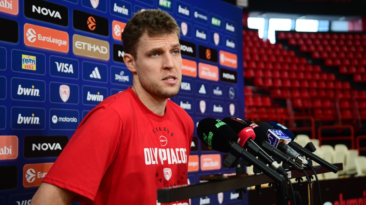 Βεζένκοφ: Δεν έχουμε βρει πλήρως χημεία και ρόλους μέσα στο παρκέ, η Euroleague είναι μαραθώνιος 