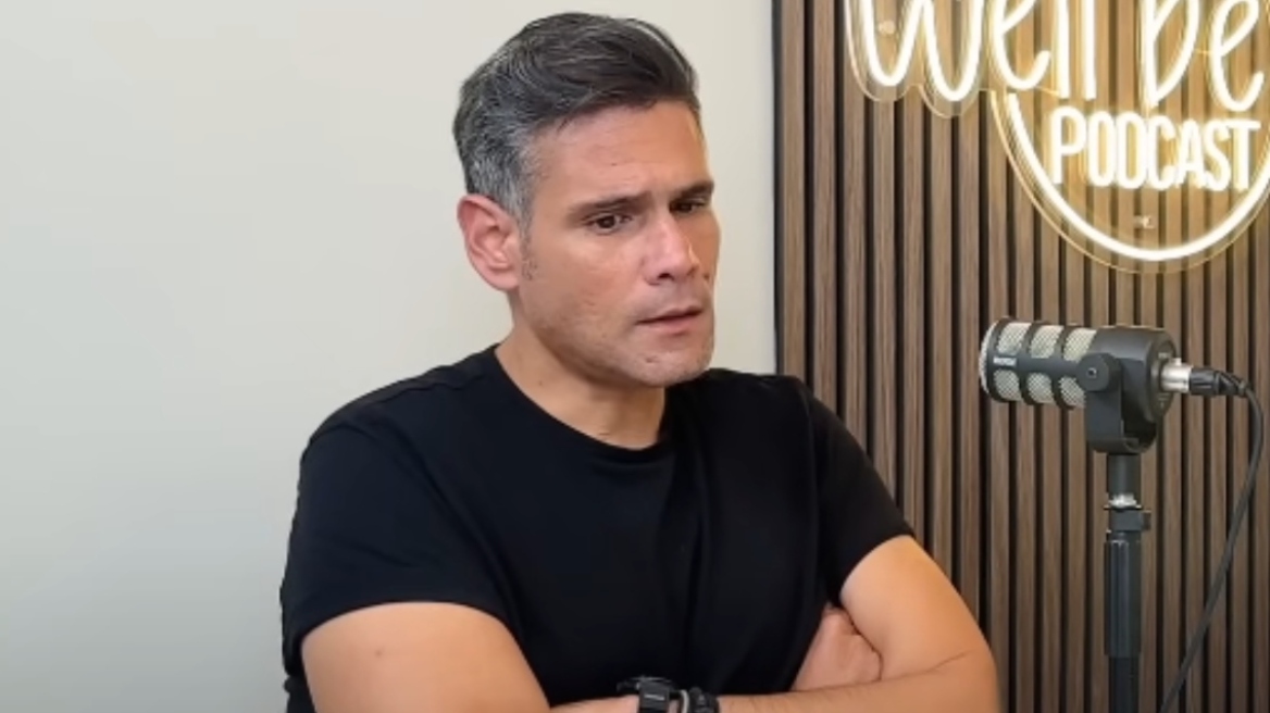 Ουγγαρέζος για την απώλεια των γονιών του: Άρχισα να πίνω, αλλά ήθελα να ζήσω το πένθος, δεν μου άρεσε που το είχα νεκρώσει 