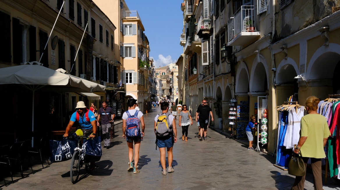 Copernicus: Ο φετινός Σεπτέμβριος ήταν ο τρίτος πιο θερμός που έχει καταγραφεί στη Γη