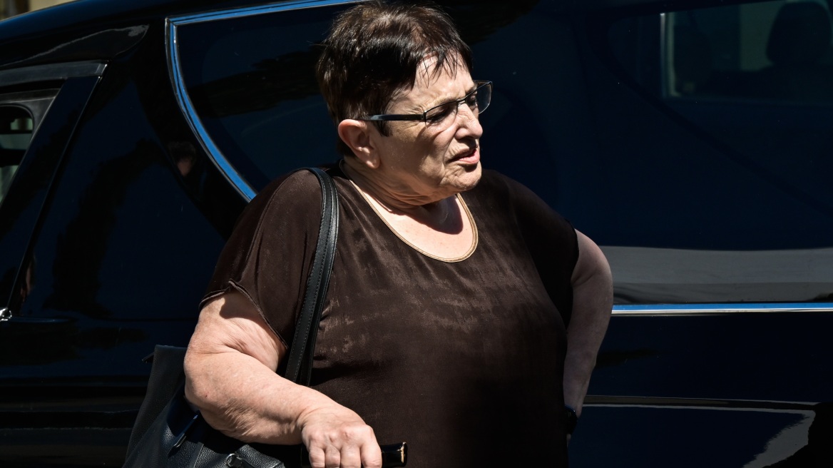 Στο Αγία Όλγα νοσηλεύτηκε η Αλέκα Παπαρήγα - Το «ευχαριστώ» στους γιατρούς και τους νοσηλευτές