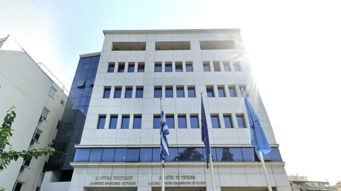 «Εκκλησιαστικό» πωλητήριο στην Τσόχα με ελάχιστο τίμημα 6,4 εκατ. ευρώ