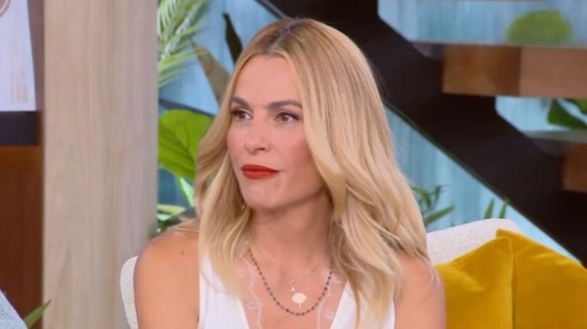 Η Τζένη Μπότση για την απόφασή της να απομακρυνθεί από το θέατρο: «Δεν ήθελα να χάσω τα πρώτα χρόνια της κόρης μου»