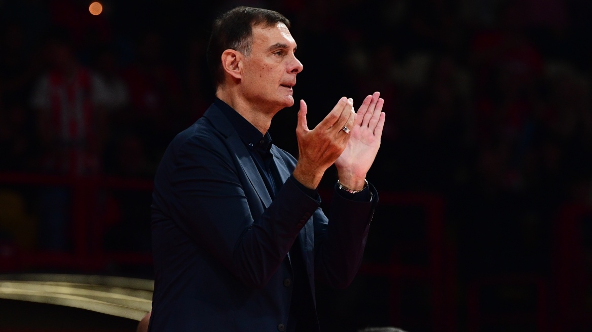 Μπαρτζώκας: «Κάθε νίκη μετρά, η σεζόν είναι μαραθώνιος»
