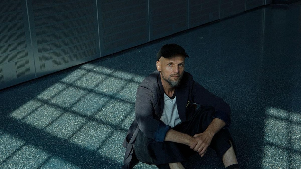 Ιβάν Βιριπάγεφ: Ο σπουδαίος θεατρικός συγγραφέας στην Αθήνα, στην παράσταση «Οι Μεθυσμένοι»