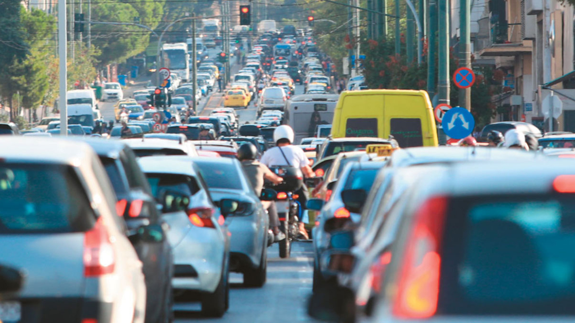 Έφυγαν τα πρώτα 218.000 ραβασάκια για ανασφάλιστα ΙΧ και απλήρωτα τέλη κυκλοφορίας - Τι πρέπει να κάνουν τώρα όσοι εντοπίστηκαν