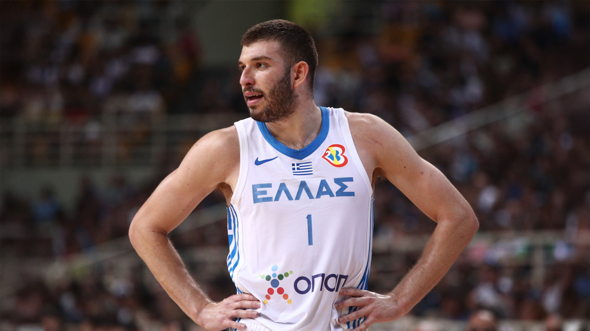 Ρογκαβόπουλος: Δεν έχω κλείσει την πόρτα στην Εθνική ομάδα, σέβομαι απεριόριστα τον κόουτς - Βίντεο 