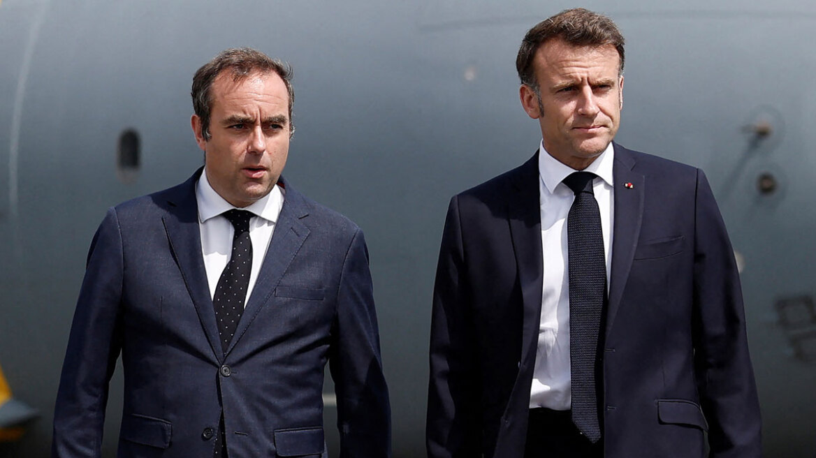 Γαλλία: Προτάσεις μομφής κατά της νέας κυβέρνησης - Ο Μακρόν καλεί τα κόμματα να «εργαστούν για τη σταθερότητα»