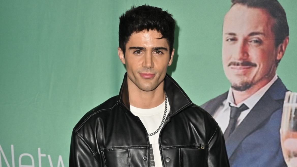 Μαξ Έριχ: Η μητέρα του ηθοποιού διαψεύδει ότι της επιτέθηκε - «Οι δημόσιες υπερβολές βλάπτουν την οικογένειά μου»