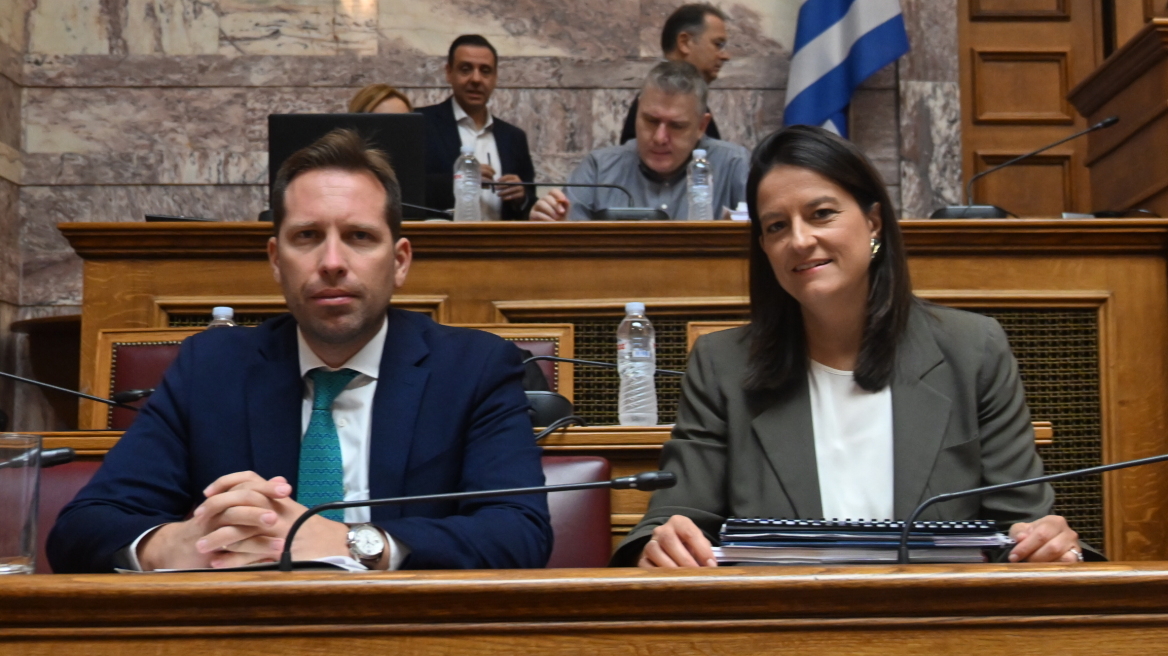 Ψηφίστηκε κατά πλειοψηφία στην αρμόδια επιτροπή της Βουλής το εργασιακό νομοσχέδιο - Την Τρίτη εισάγεται στην ολομέλεια