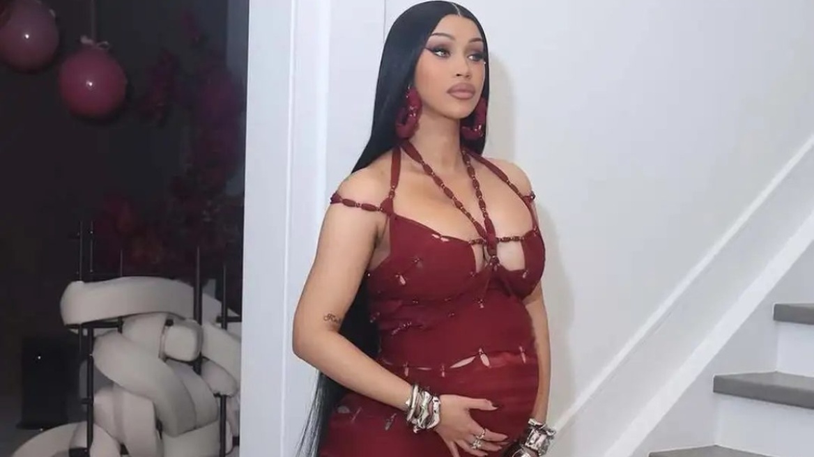 Cardi B: Νιώθω τυχερή και ευλογημένη, λέει η τραγουδίστρια για τα γενέθλιά της λίγο πριν αποκτήσει το τέταρτο παιδί της