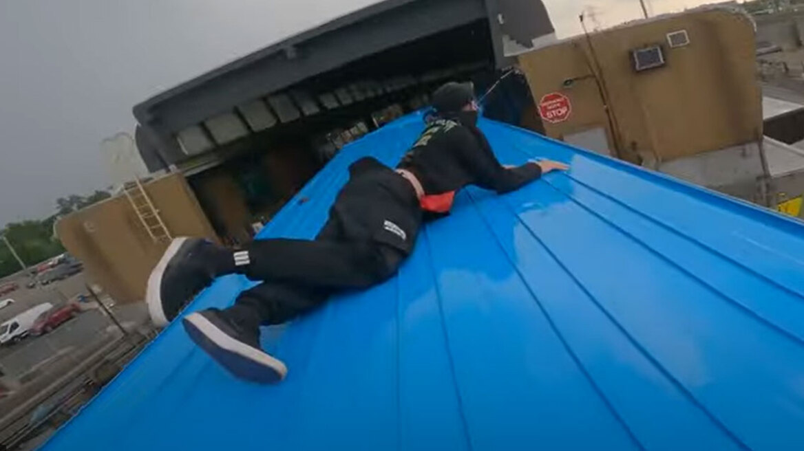 Σέρφινγκ στο μετρό: Η θανατηφόρα viral πρόκληση που σκοτώνει εφήβους στη Νέα Υόρκη