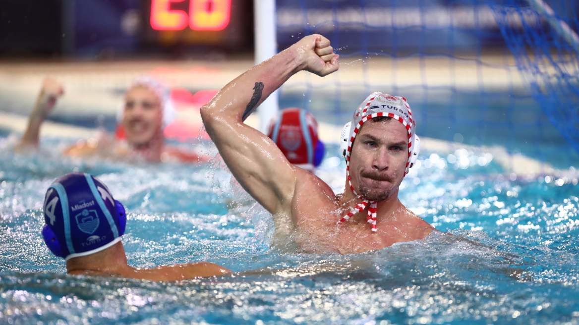 Πρεμιέρα με το δεξί στο Champions League πόλο ανδρών για τον Ολυμπιακό, 13-9 τη Μλάντοστ στον Πειραιά - Βίντεο