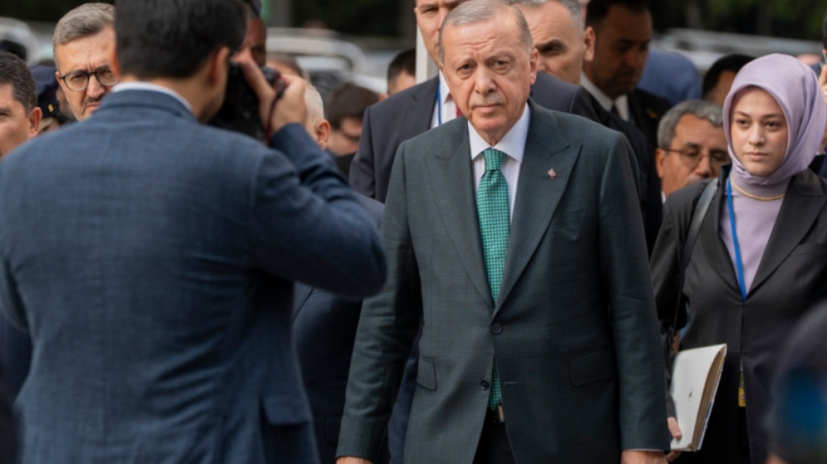 Ερντογάν: Ο Τραμπ μου ζήτησε να διατηρήσουμε την επικοινωνία για τη Γάζα – Επιτηρούμε το Ισραήλ για την εκεχειρία