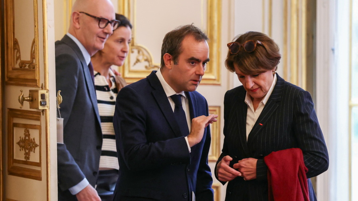 Ομιλία Λεκορνί για τον προϋπολογισμό στο κοινοβούλιο - Αναζητά στήριξη για να αποφύγει την πρόταση δυσπιστίας