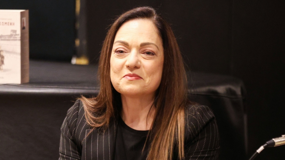 Ελένη Καρακάση για νευρική ανορεξία: Είχα φτάσει να είμαι ένας σκελετός με δέρμα και στον καθρέφτη έβλεπα τον εαυτό μου χοντρό