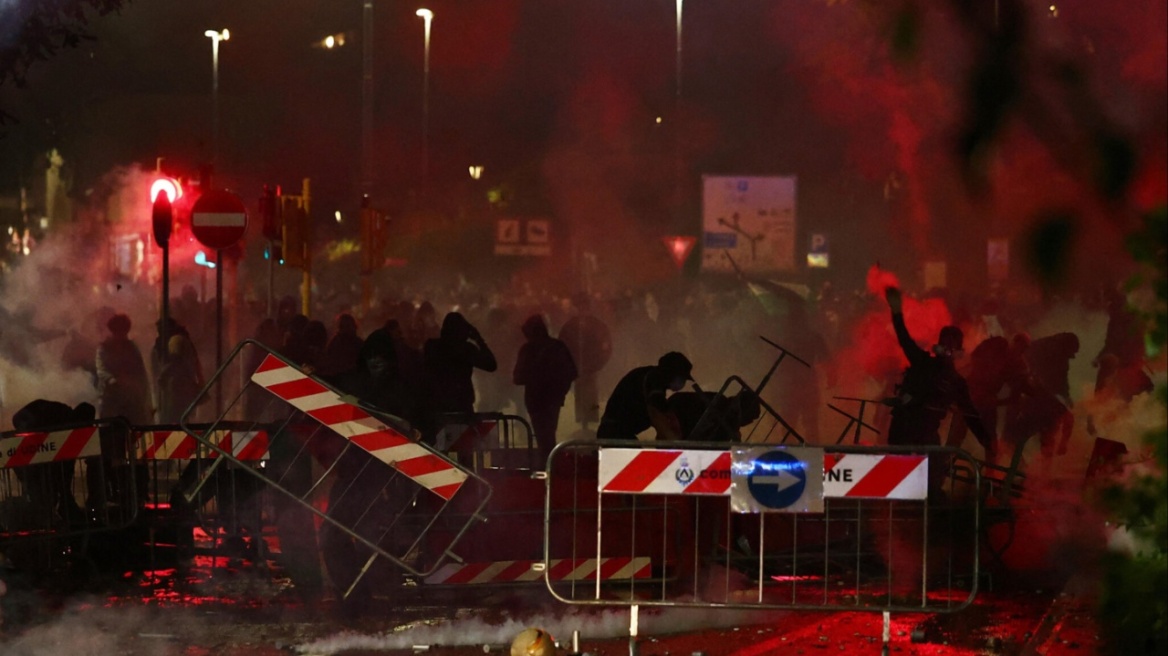 Επεισόδια στο Ούντινε κατά τη διάρκεια του αγώνα Ιταλίας-Ισραήλ - Τραυματίστηκαν δύο δημοσιογράφοι, δείτε βίντεο 