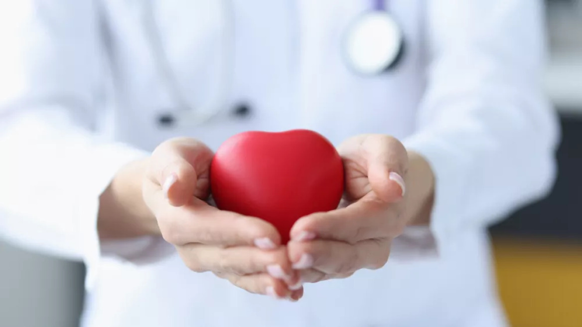 Δωρεά οργάνων: Ρεκόρ νέων δωρητών μέσα σε δέκα ημέρες αποστολής email από τον ΕΟΜ – Πόσοι Έλληνες εγγράφηκαν