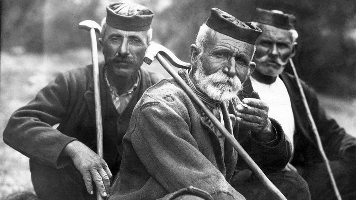 Τα γερά ποτήρια και η Επαρχία