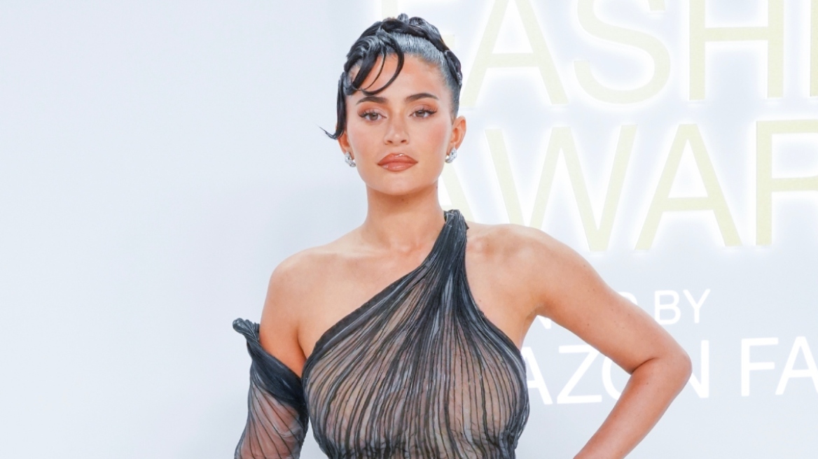 Η Κάιλι Τζένερ έκανε το ντεμπούτο της στο τραγούδι: «Το να γίνω ποπ σταρ ήταν το όνειρό μου»