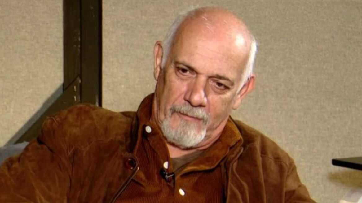 Γιώργος Κιμούλης: Έχουν συνηθίσει κάποιοι να ζουν με 400-500 likes, όπως άλλοι έχουν συνηθίσει να ζουν με 400-500 ευρώ