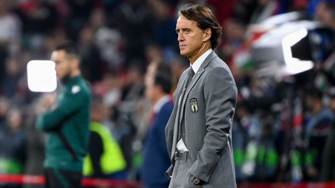 Γεμίζει η λίστα για τον διάδοχο του Ποστέκογλου: «Στέλνουν» και τον Ρομπέρτο Μαντσίνι στην Νότιγχαμ Φόρεστ 