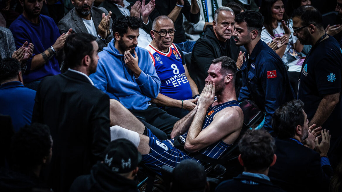 Επιβεβαιώθηκαν οι φόβοι μετά τον τρομακτικό τραυματισμό του Παπαγιάννη: Υπέστη ρήξη χιαστού, χάνει όλη την υπόλοιπη σεζόν