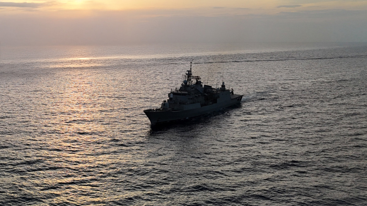 Έκρηξη σε τάνκερ που μετέφερε υγροποιημένο αέριο ανοικτά της Υεμένης - Στην επιχείρηση έρευνας και διάσωσης η φρεγάτα «Σπέτσαι»