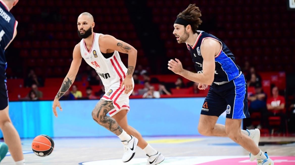 Ολυμπιακός - Πανιώνιος 81-66: Άνετη νίκη στην επιστροφή Φουρνιέ-Γουόκαπ