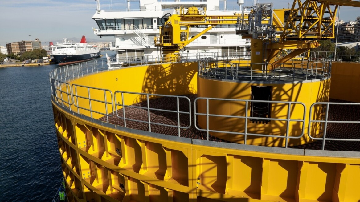 Καλώδιο: Συμφωνία υπό όρους για τα 251 εκατ. ευρώ του ΑΔΜΗΕ – De facto αναγνώριση των 82 εκατ. από τη ΡΑΕΚ