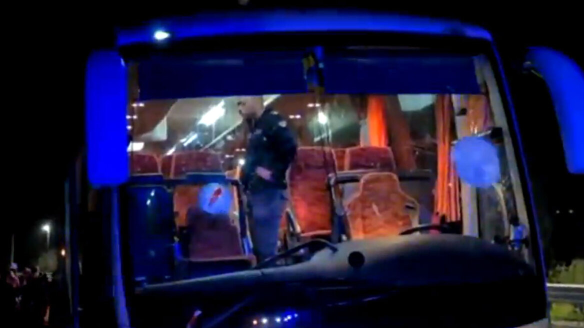 Νεκρός οδηγός λεωφορείου σε ενέδρα οπαδών μετά από αγώνα μπάσκετ στην Ιταλία