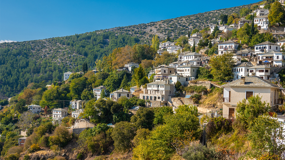Υψηλές πληρότητες για το 4ήμερο της 28ης Οκτωβρίου – Οι Έλληνες ψηφίζουν ηπειρωτική Ελλάδα