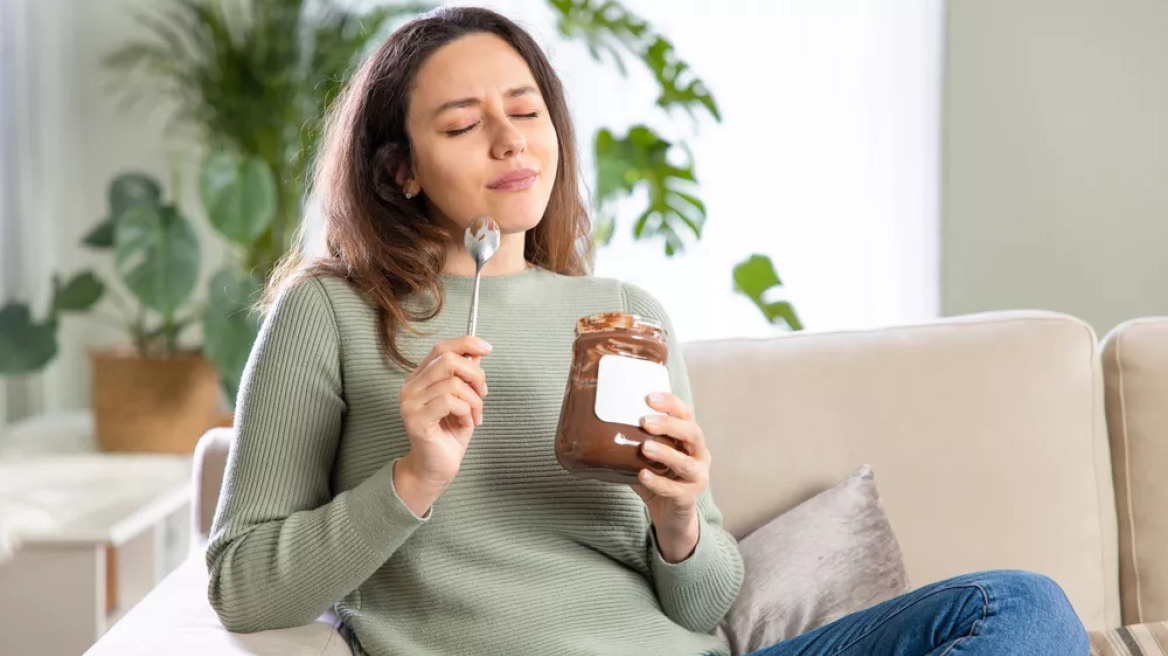 Ο χρόνιος πόνος στρέφει 2 στους 3 στο φαγητό για παρηγοριά – Ποιο είναι το τίμημα
