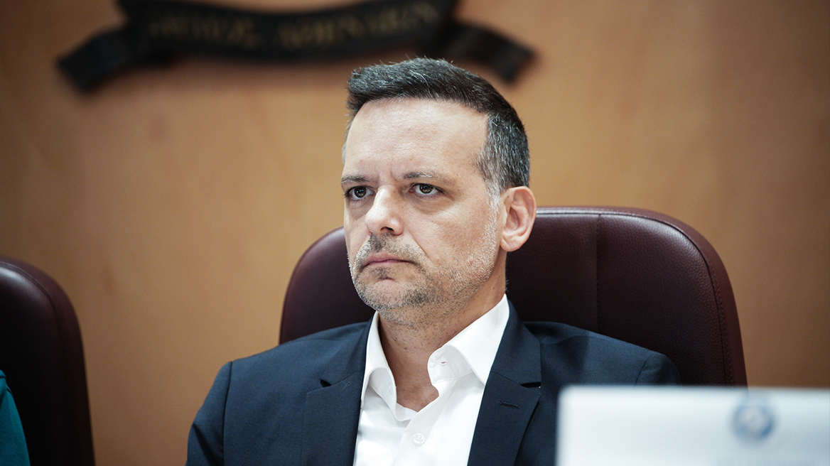 Μετά τη συνάντηση με Δένδια, ο Δούκας εύχεται... καλή τύχη στην κυβέρνηση για τη φροντίδα του Άγνωστου Στρατιώτη 