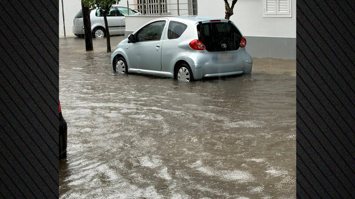 Μεσολόγγι: Ξυλοκόπησαν δημοτικό υπάλληλο που επιχειρούσε στις πλημμύρες
