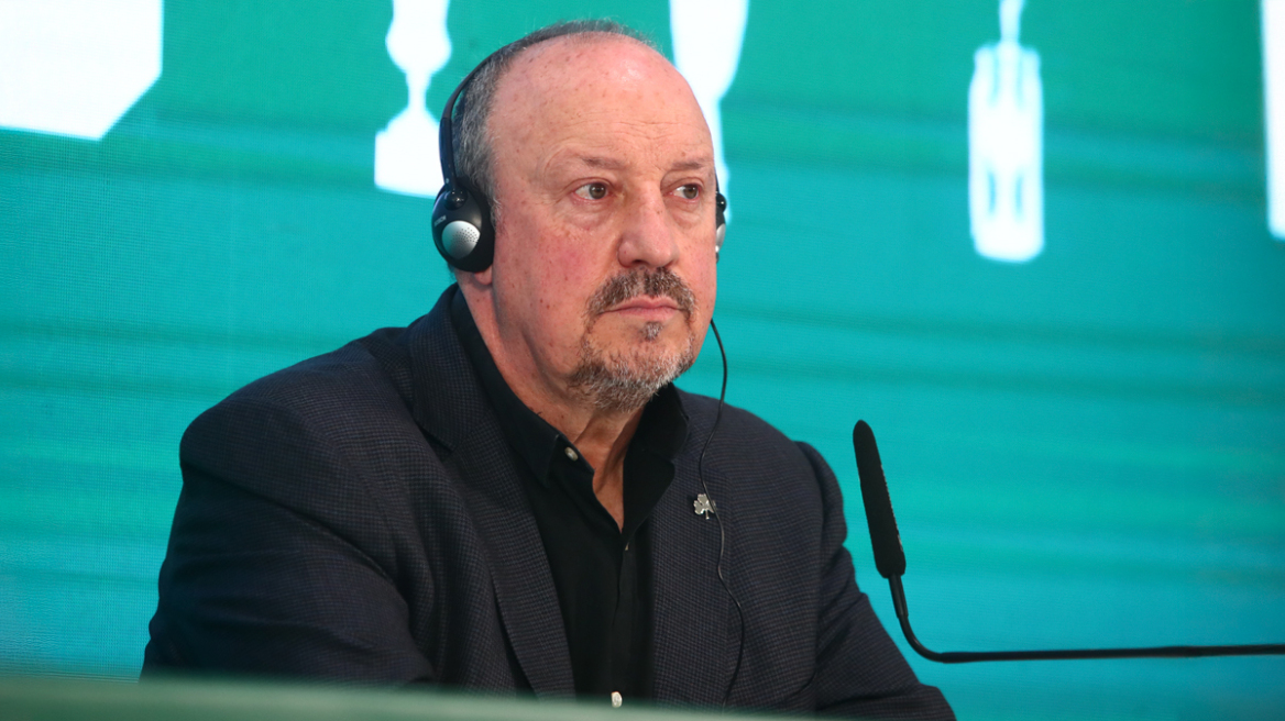 Ράφα Μπενίτεθ: «Να φτιάξουμε νοοτροπία στους παίκτες, να υπάρξει η ένωση με τους φιλάθλους»
