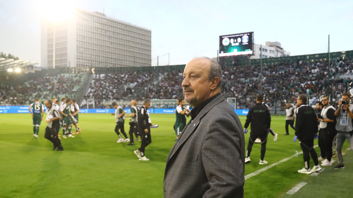 Παναθηναϊκός: Η παρακάμερα από το ντεμπούτο του Μπενίτεθ - Οι σημειώσεις στο μπλοκάκι και η ψυχραιμία του στα γκολ - Βίντεο 