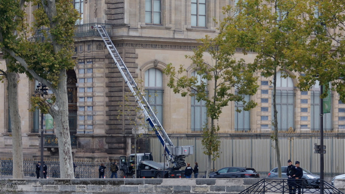 Το απόλυτο μάρκετινγκ από γερμανική εταιρεία: Διαφημίζει τον γερανό που χρησιμοποιήθηκε στην κλοπή για το Μουσείο του Λούβρου