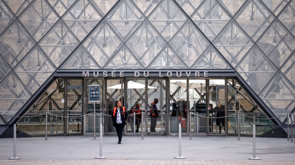 Μουσείο του Λούβρου: Το DNA που αποκάλυψε τους δράστες της ληστείας