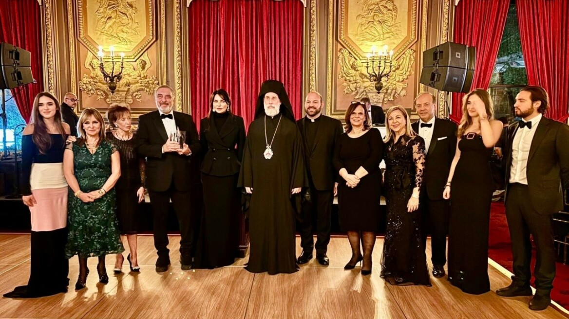 Νέα Υόρκη: Βράβευση του Νίκου Τσάκου από την Αρχιεπισκοπή Αμερικής