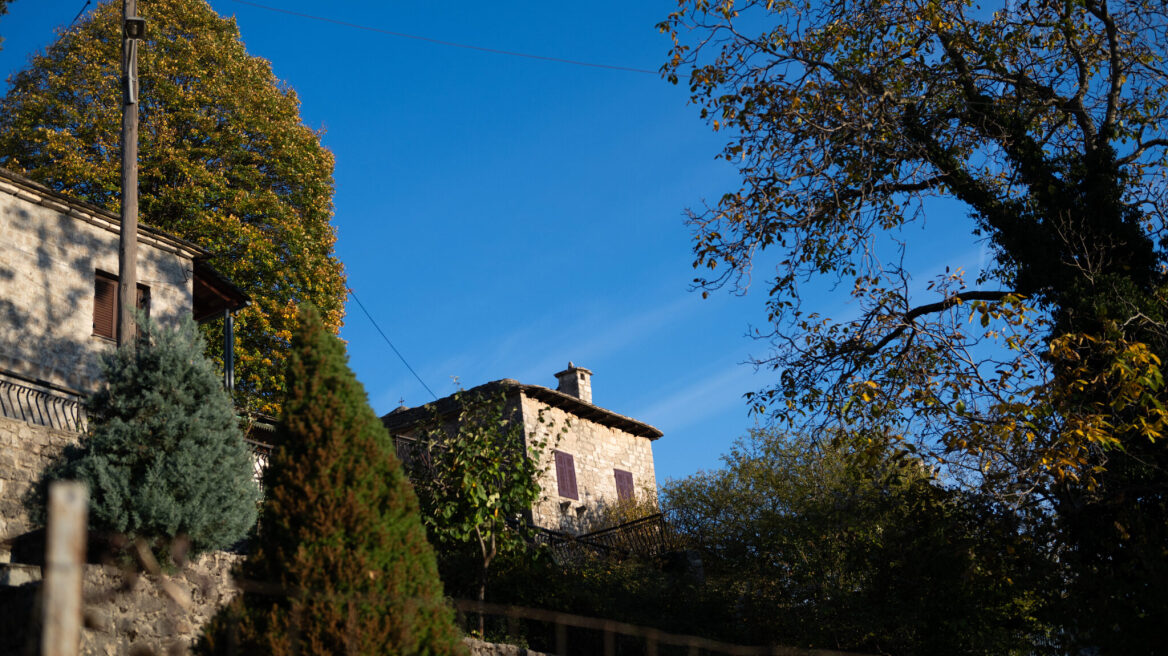 Η εμπειρία της απομακρυσμένης εργασίας σε 4 ήσυχα ελληνικά χωριά
