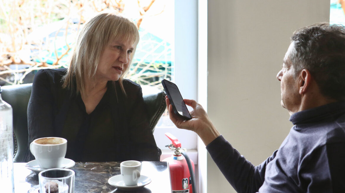 Η  Σώτη Τριανταφύλλου στον Δανίκα: Όσα γίνονται στη Γαλλία δείχνουν τον αυτοκτονικό πειρασμό της Δύσης