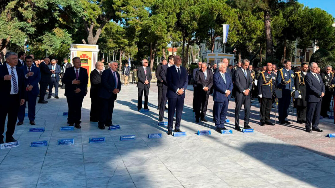 Απόντες Ανδρουλάκης και Φάμελλος από το τρισάγιο στο Γ΄ Σώμα Στρατού στη Θεσσαλονίκη