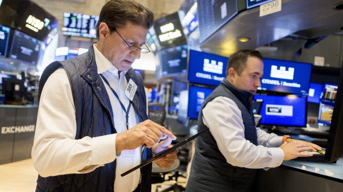 Wall Street: Νέο ρεκόρ με ώθηση από Nvidia και AI – Ο S&P 500 ξεπέρασε τις 6.900 μονάδες