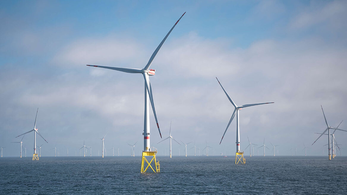 Η Ιταλία χτίζει ένα πλωτό γίγα στο Ιόνιο που θα ηλεκτροδοτεί 3 εκατ. νοικοκυριά
