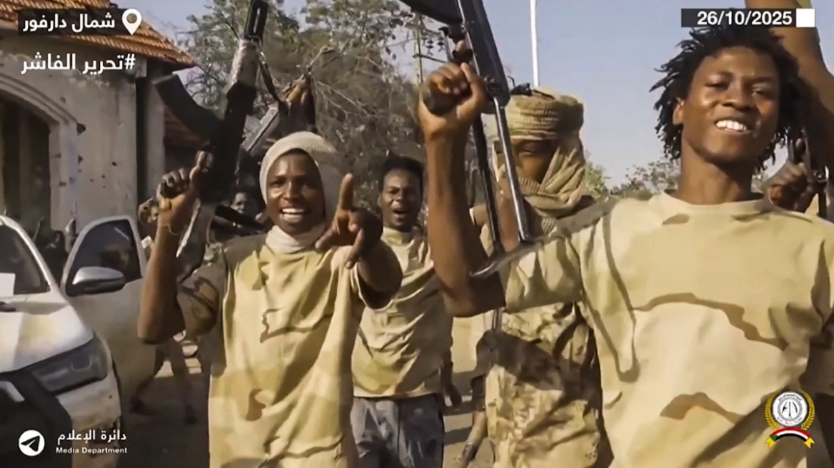 Σουδανοί παραστρατιωτικοί συνέλαβαν πολλούς μαχητές τους που κατηγορούνται για σφαγές αμάχων