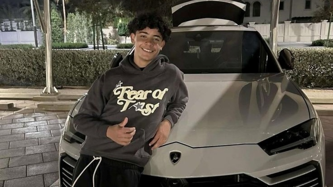 Ο Κριστιάνο Ρονάλντο Τζούνιορ έχει ήδη την πρώτη του Lamborghini... σε ηλικία μόλις 15 ετών!